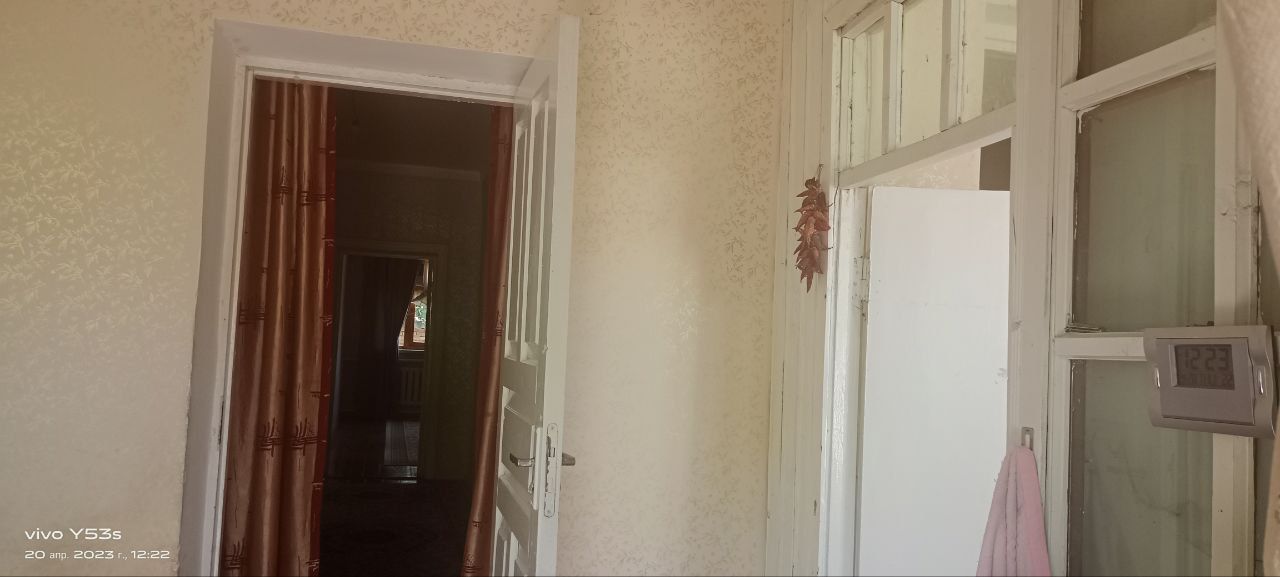 Ишончда котедж сотилади