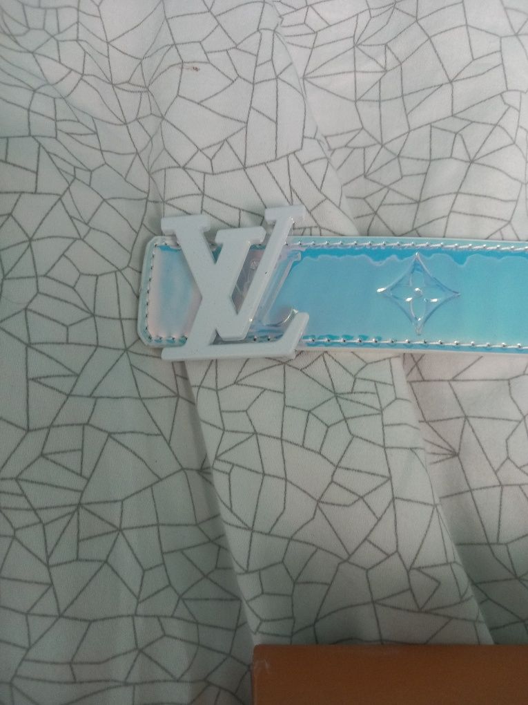 Curea Louis Vuitton