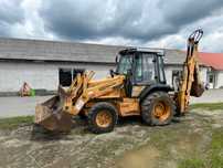 Dezmembrez buldoexcavator CASE 580 super LE