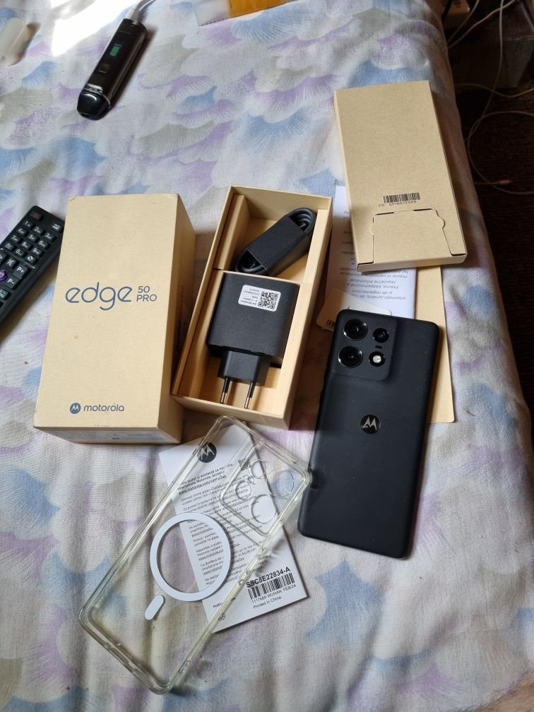 Motorola Edge 50 Pro,full box,ca nou