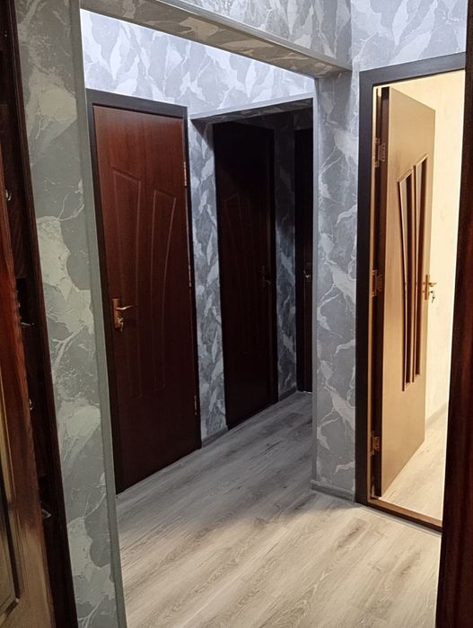 Продам квартиру Паркенский рынок 2/1/9