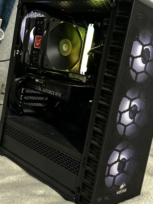 Игровой компьютер + монитор + мышка, клава — всё новое и на гарантии!!