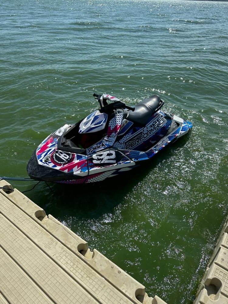 Jet Ski SeaDoo Spark 2UP 90