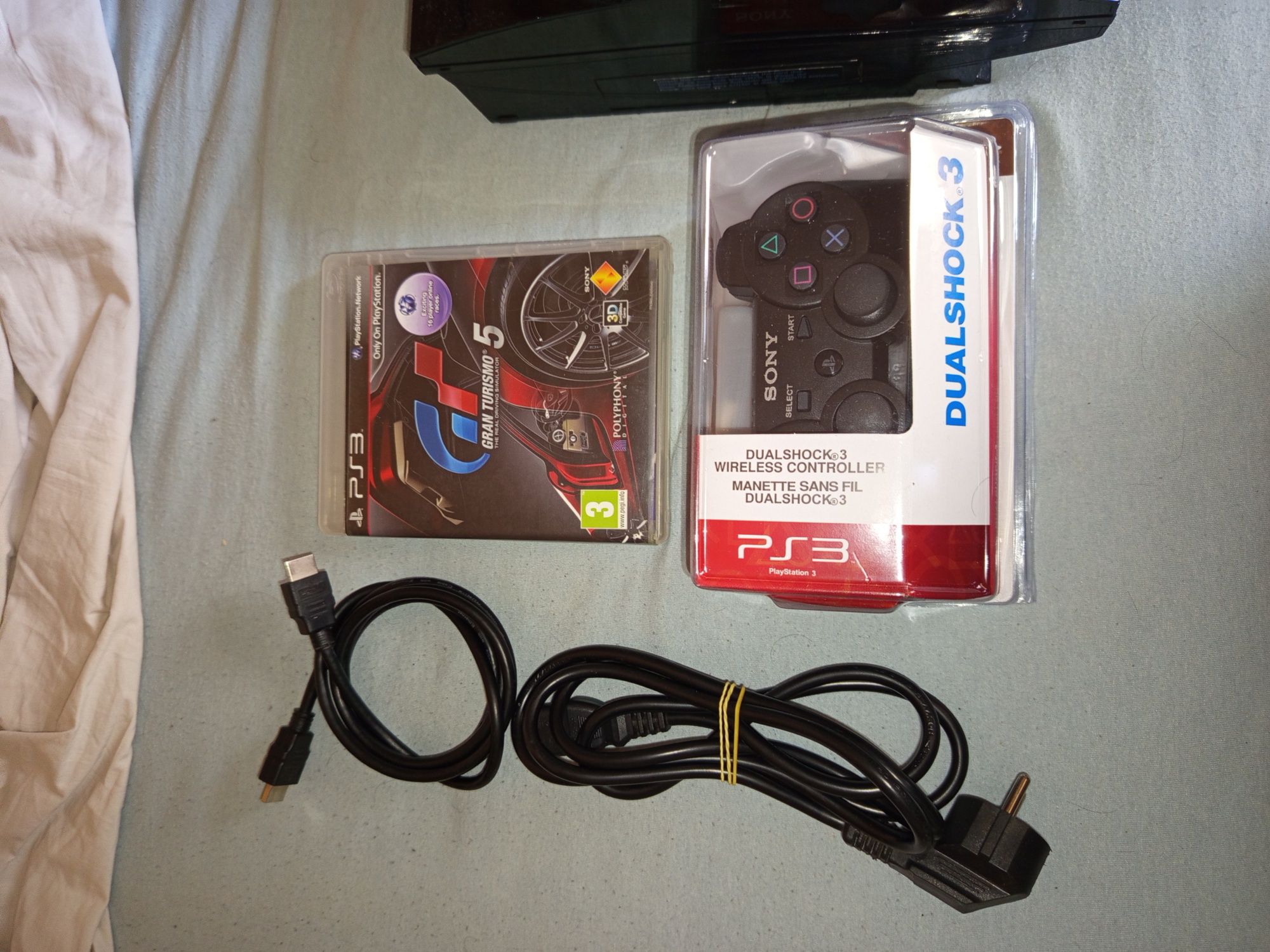 Продавам конзола PC3