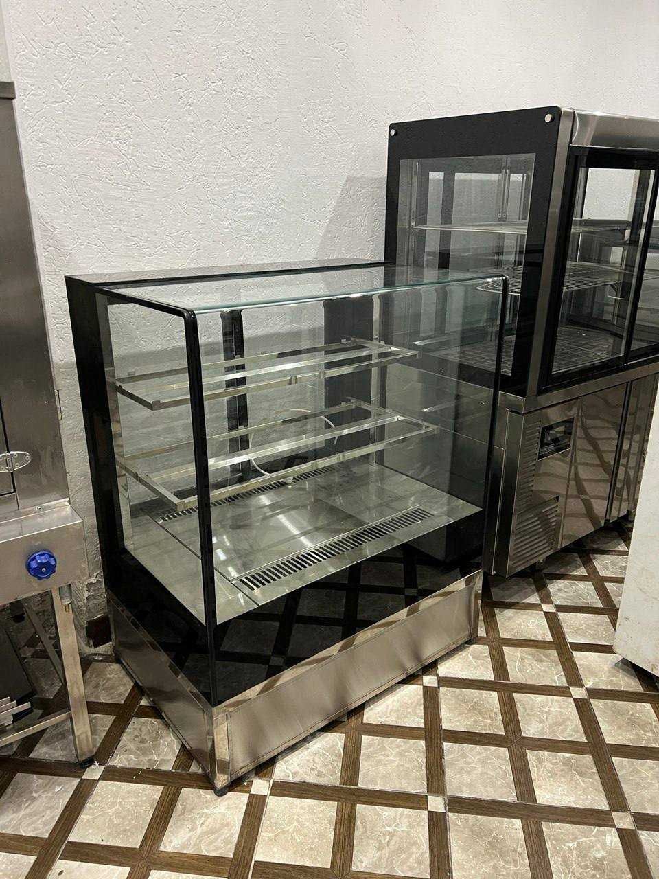 Витрина холодильная кондитерская, холодильник витринный для кафе