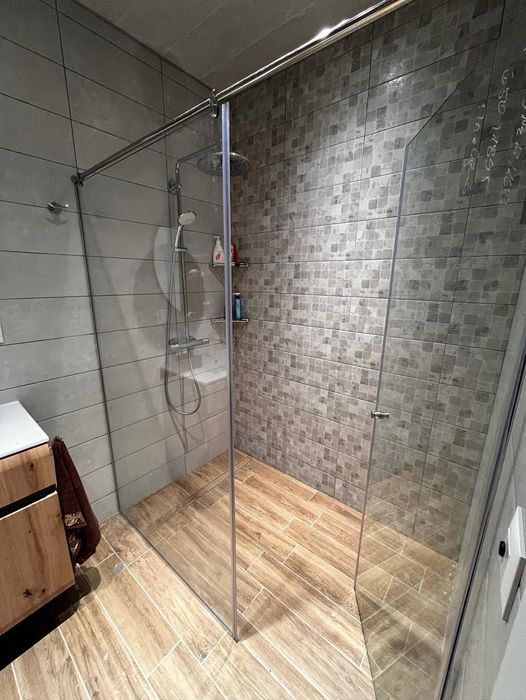 Цялостен Монтаж и Обзавеждане за Баня! ВИК Услуги за Довършителни Ремо