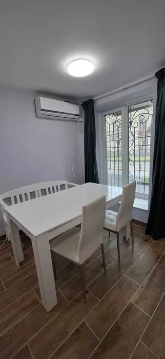 Дава се под наем Двустаен апартамент в Варна, Център - 38 кв.м за 350 € - Снимка #3