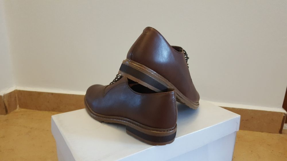 Pantofi Unisex din piele calitate inalta