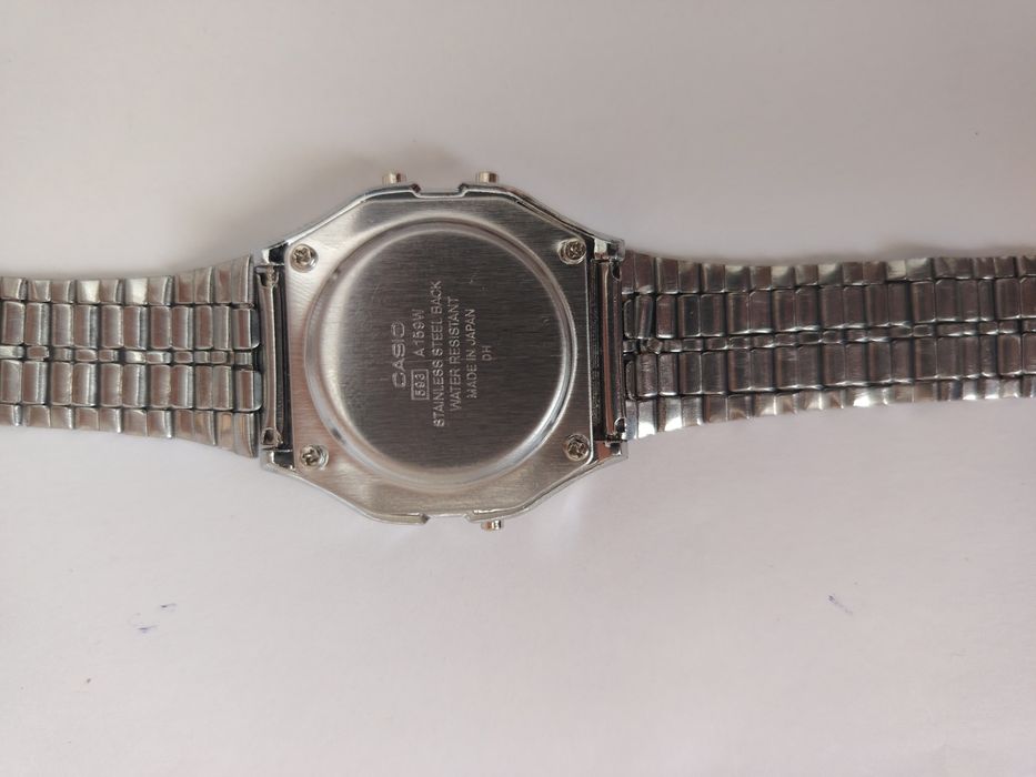 Часы электронные Casio