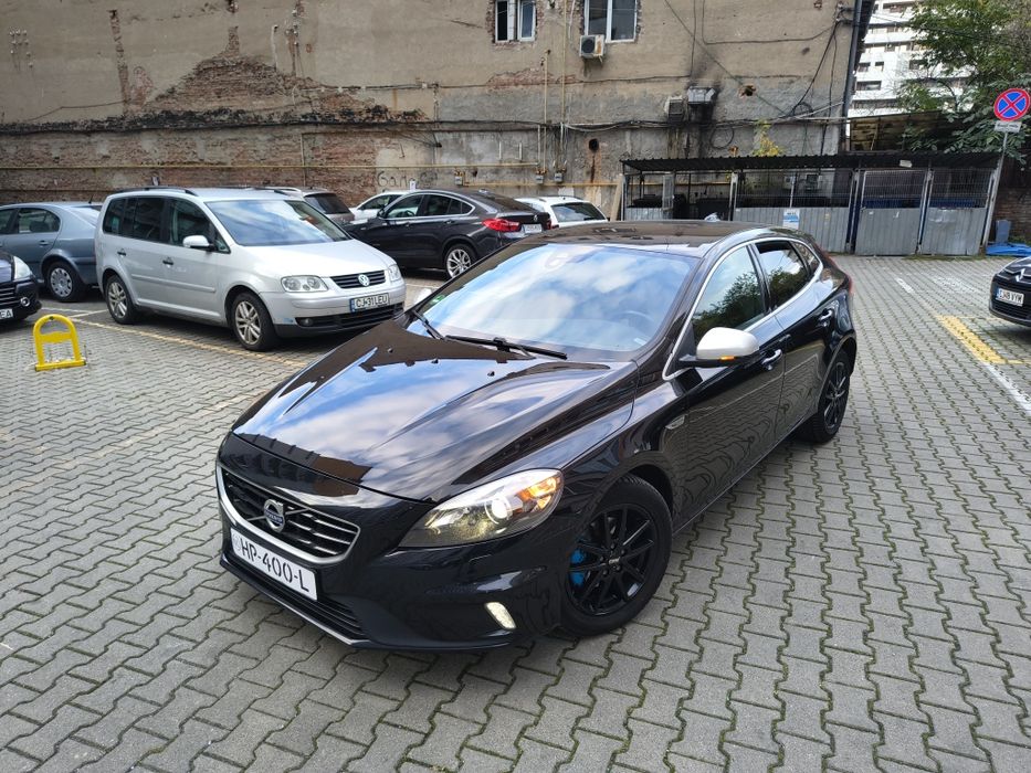 Volvo V40 Rdesign 2.0 Diesel euro 6 FULL. IMPECABIL!!