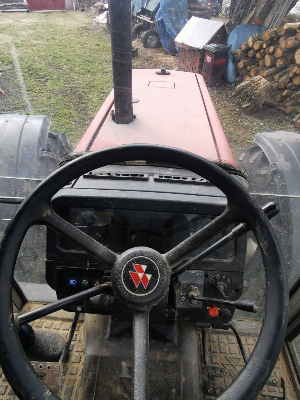 Tractor Massey Ferguson 390T