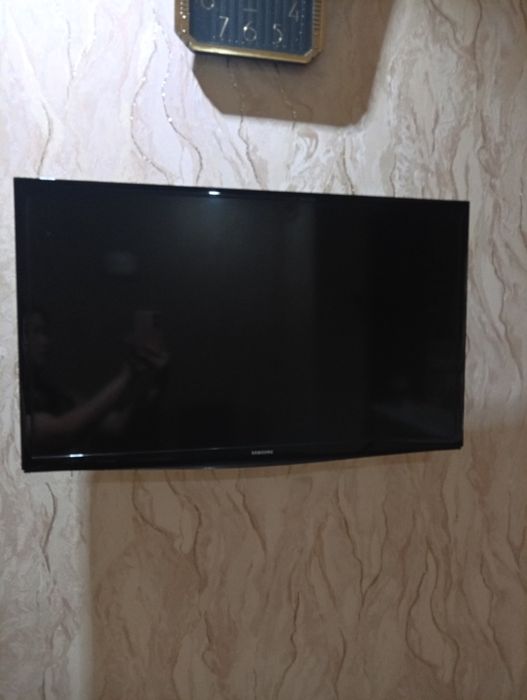 Samsung 32 диагонали идеал состояние