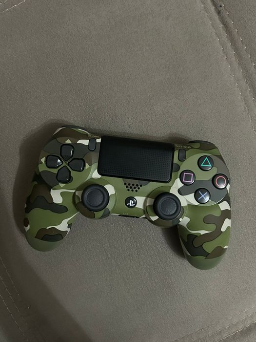 Джойстик на Ps4 оригинал