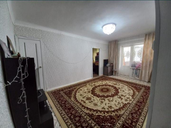 Продам 2к.кв по Уалиханова