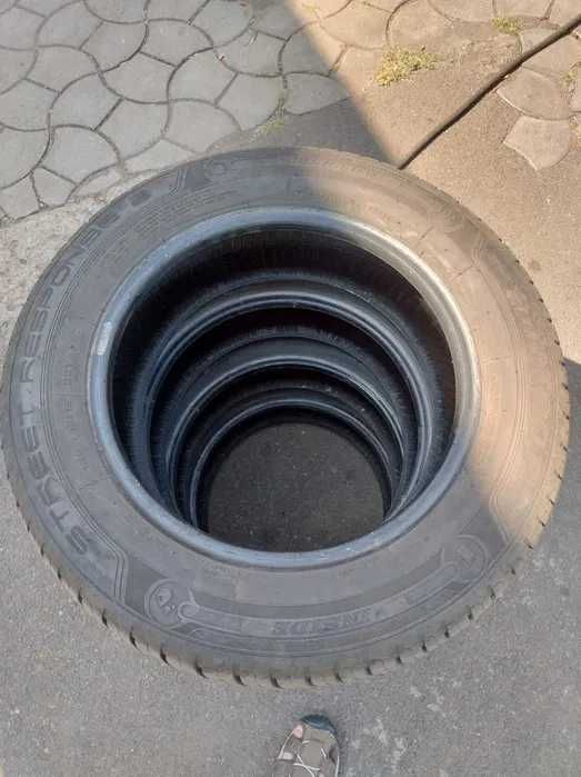 Anvelope vara Dunlop compatibile Dacia 185/65/R15