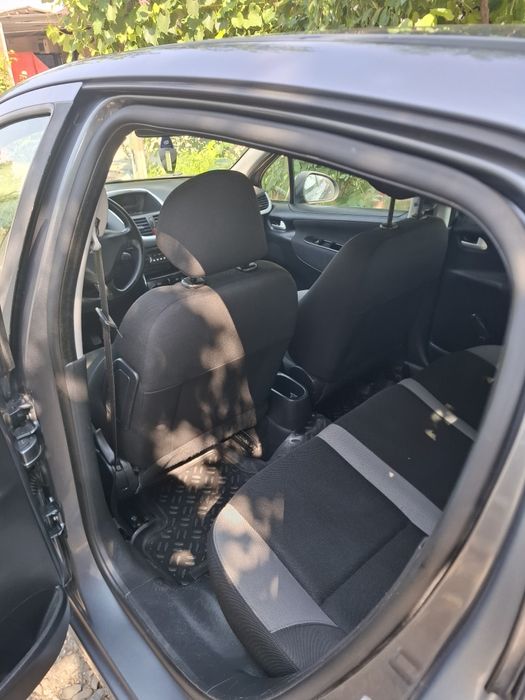 Peugeot 2007/Motor 1.4 Benzină/An 2010