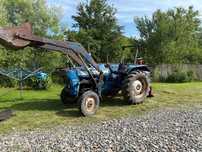 Tractor Ford Dexta 3000