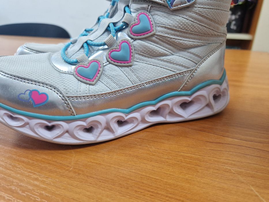 Боти зимни Skechers 35 36 номер