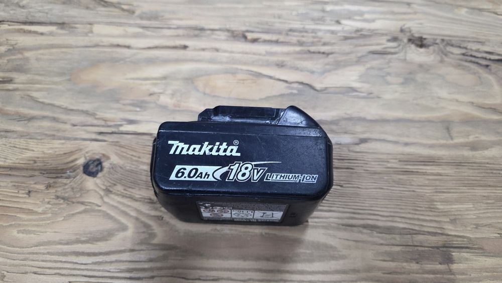 Ъглошлайф Makita DGA511