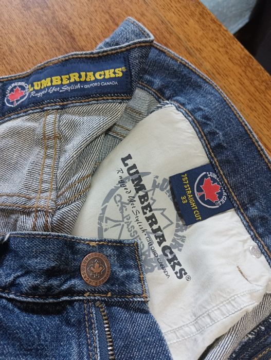 Продам фирменные джинсы