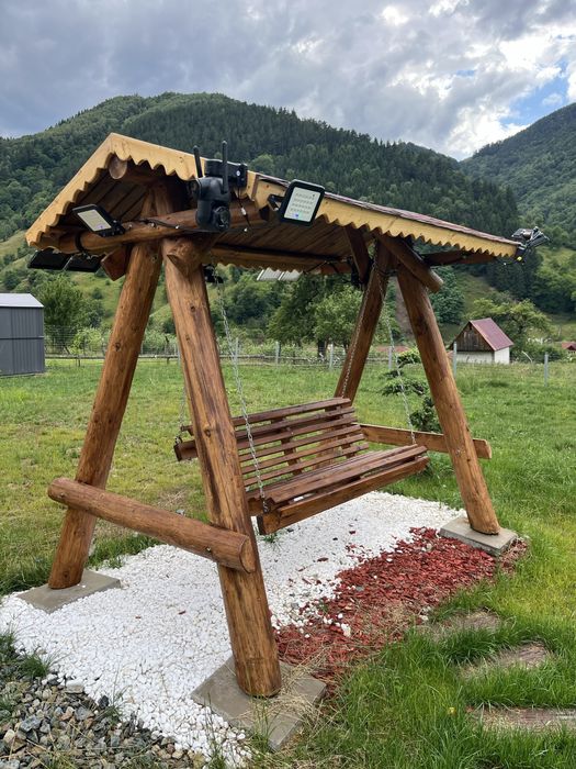 Balansoare exterior , foisoare lemn .