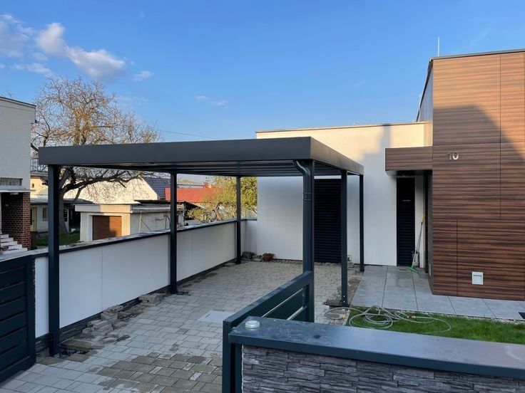 Carpot pe structura metalica Auto