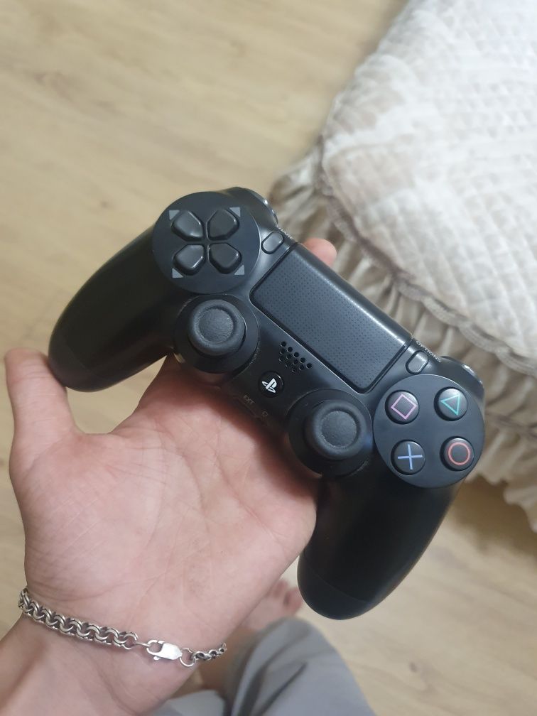 ПРАДАМ Джостик для ps 4. Оригинал.