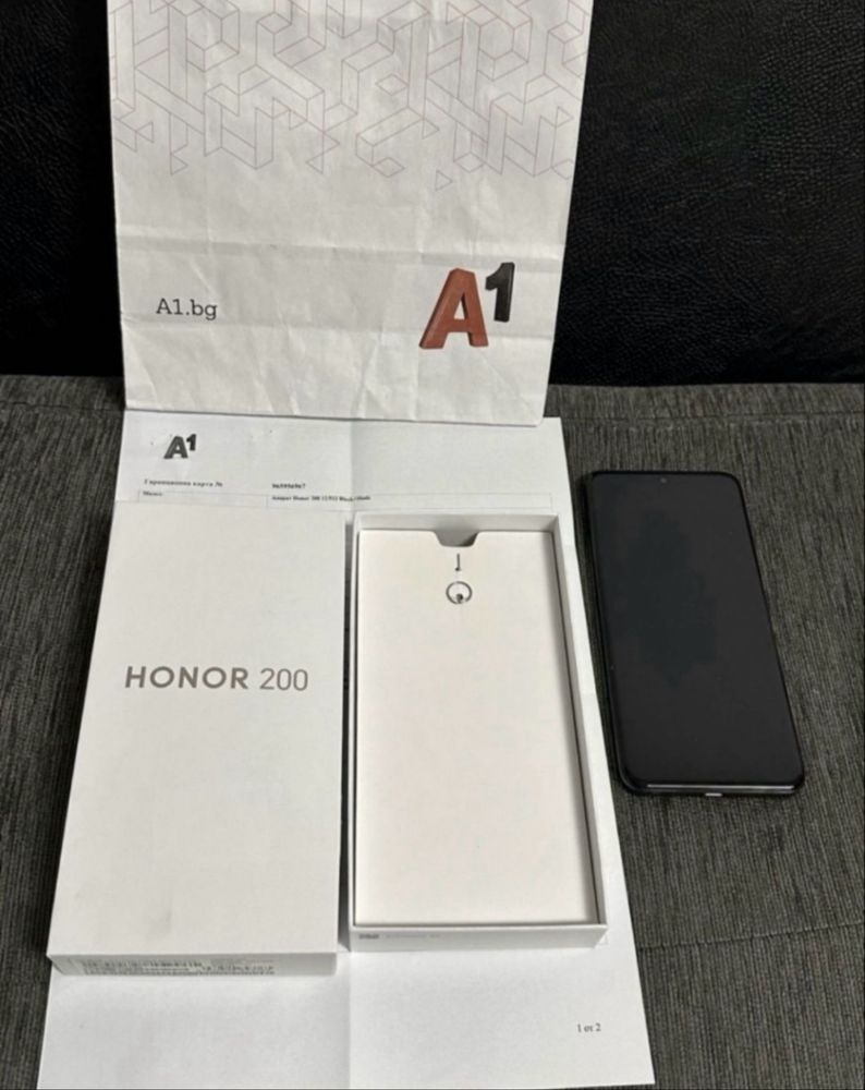 КАТО НОВ 512GB Honor 200 12GB 5G Гаранция A1 2026г. Black / Черен