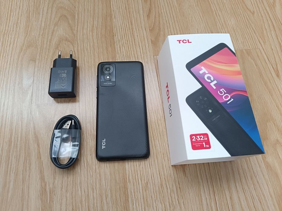 Vând telefon TCL 501