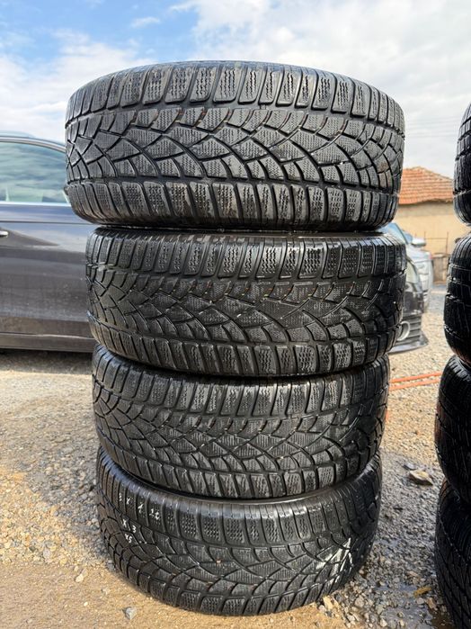 Комплект зимни гуми Dunlop 255/55/18
