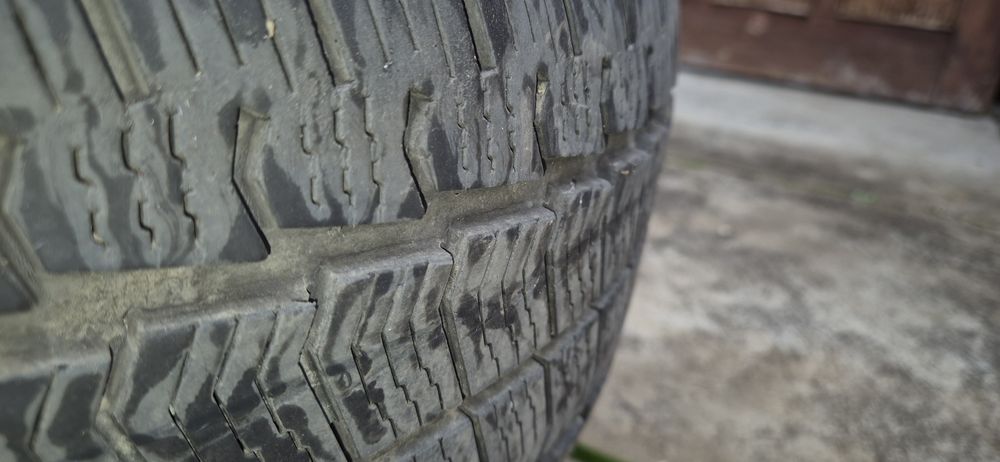 Anvelope 235 65 r16c