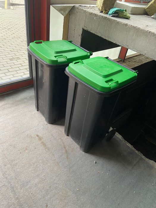 Мусорный бак на колесах 120литров