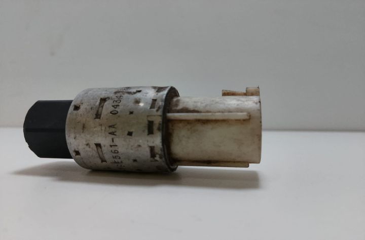 Senzor  Presiune clima 95BW19E561AA Ford Fiesta a 5-a generatie seria