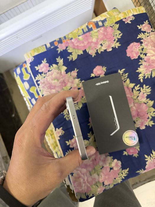 Galaxy s25+ holati yahwi 12.256g koropka dak bor oqip tel qlila