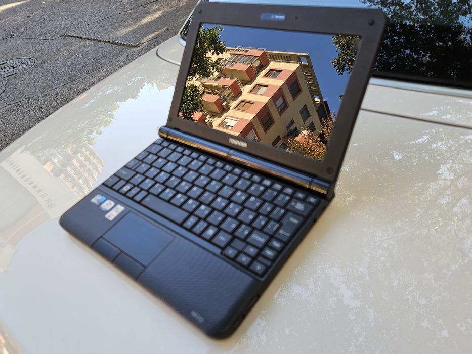 Lap Top Toshiba, в отлично състояние лаптоп , компютър  ,