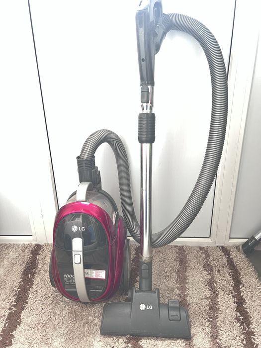 Пылесос LG илеальное состояние