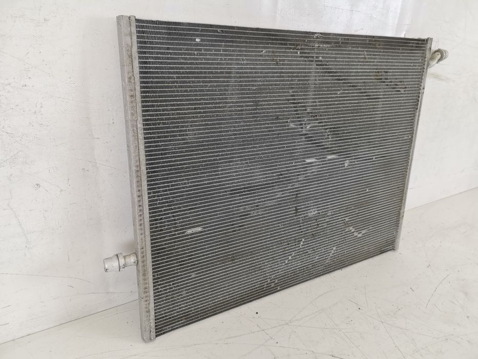 Воден радиатор Мерцедес-Бенц / Mercedes-Benz E-Class W213 Оригинален,
