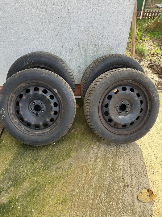 Cauciucuri iarna si jante originale de Skoda scala