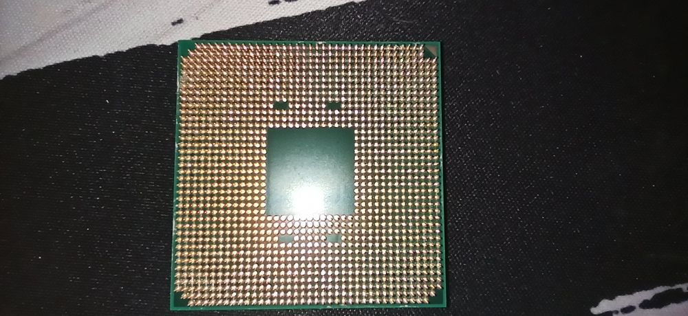 Procesor AMD Ryzen 5 2600 + Cooler Original Wraith Stealth