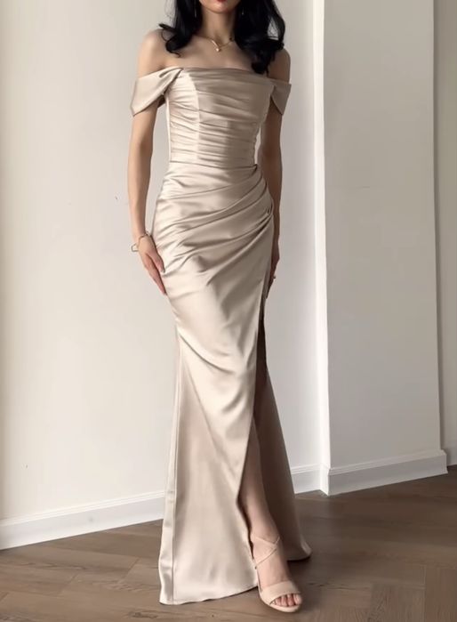 Продам платье Embark