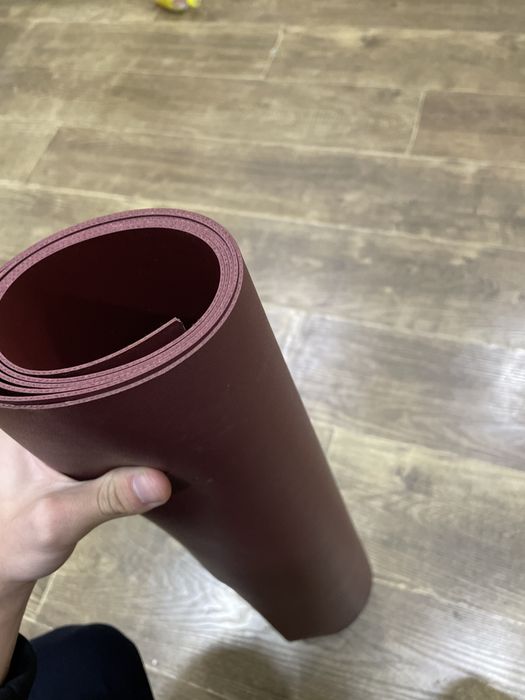 Коврик для стола (140х70) новый