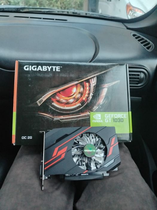 Продам видеокарту gt 1030 с гарантией