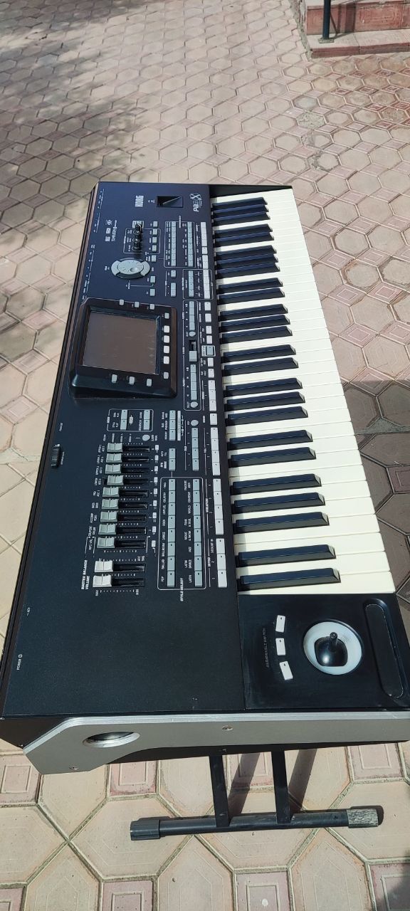 Korg Pa3x sintezator holati a'lo darajada programma qilingan