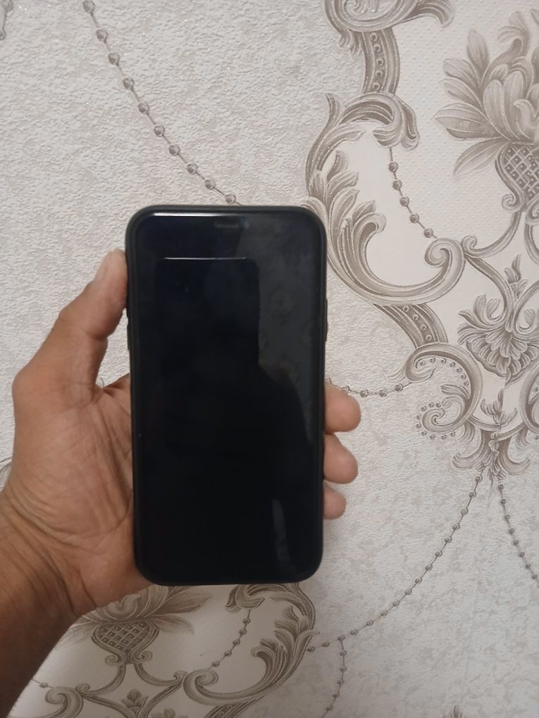 Srochna sotladi iphone 11 128 g
