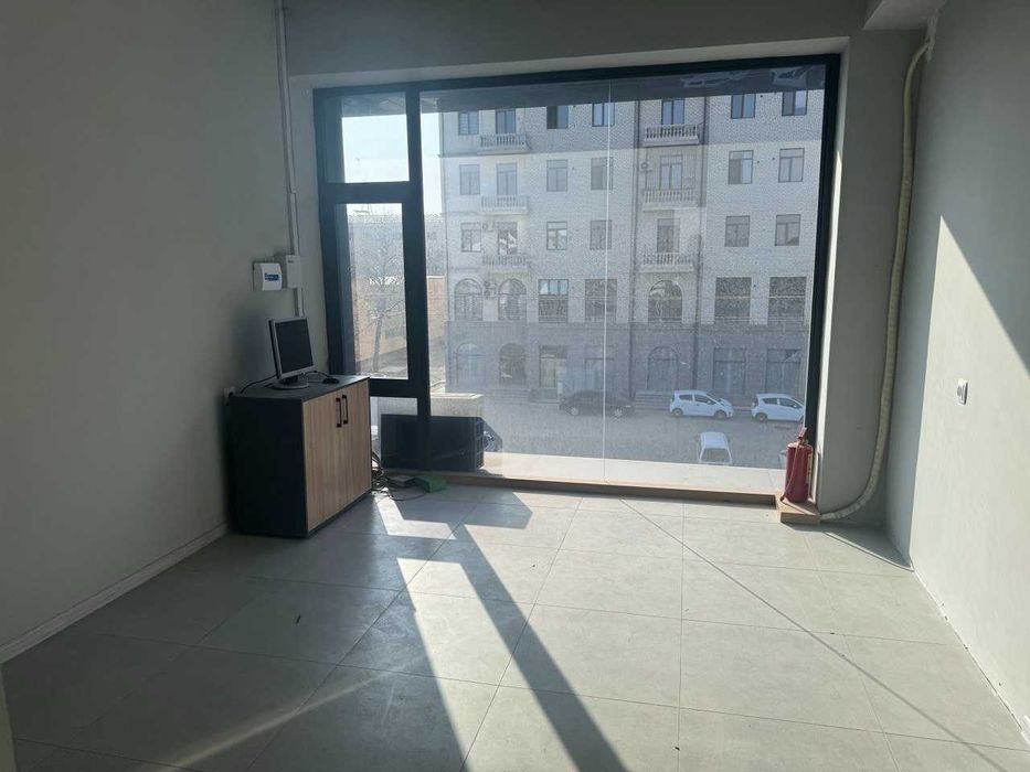 Сдаётся Комната в Здании! Кара Камиш, Ор-р Ибатов Клиника