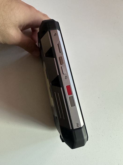 8849 Hike telefon cu lanterna 200m 1200 Lumen