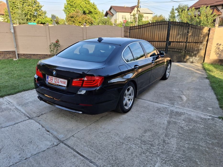 Bmw f10 520d/2012 /navi mare android/ automată /car play