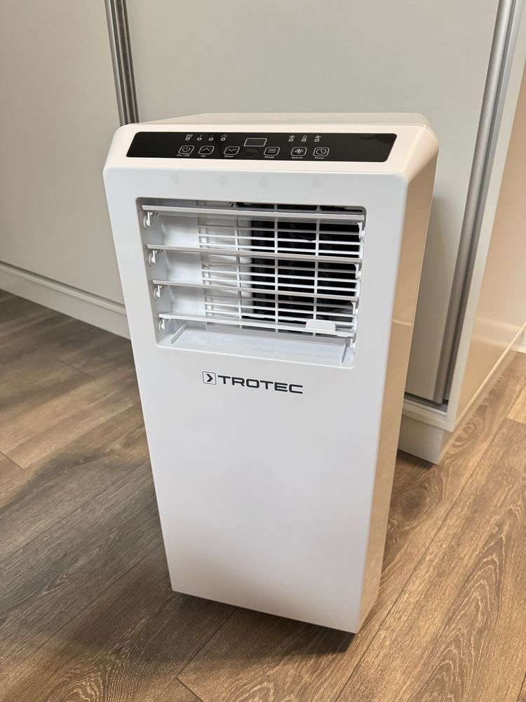 Aparat aer conditionat Trotec PAC 2610 S in garantie + kit fereastra