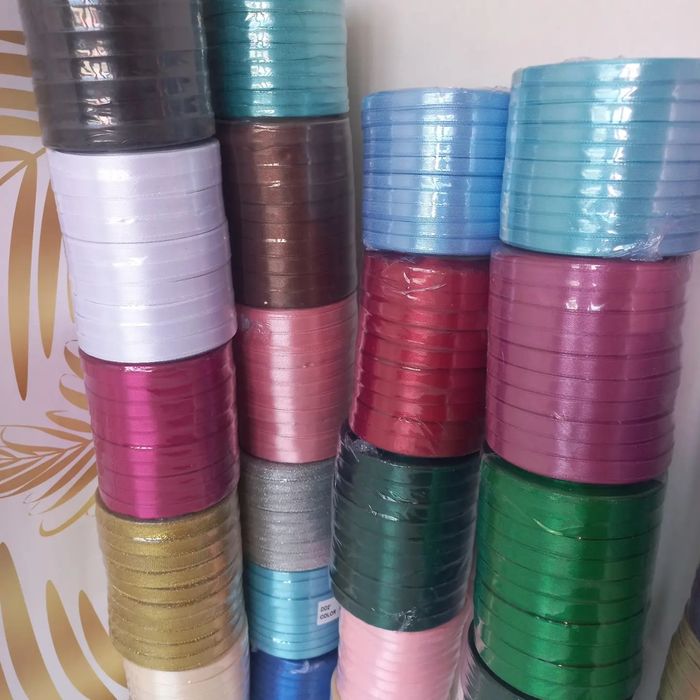 Ленты атласные, парча разной ширины