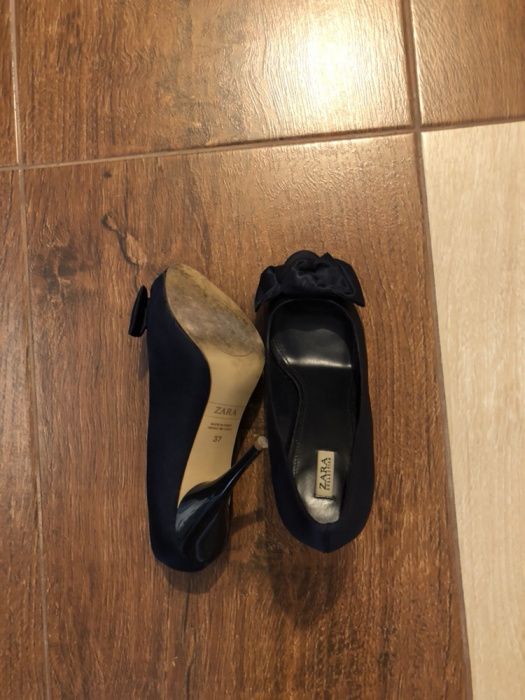 Vand pantofi marca Zara, mas.37